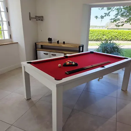 Person Manor House Pool Table Fécamp étretat Villa Epreville